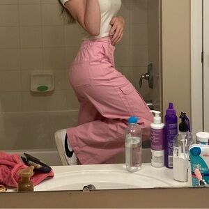 pink cargo pants